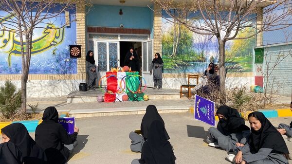 المپیاد ورزشی درون‌مدرسه‌ای در دبیرستان امید