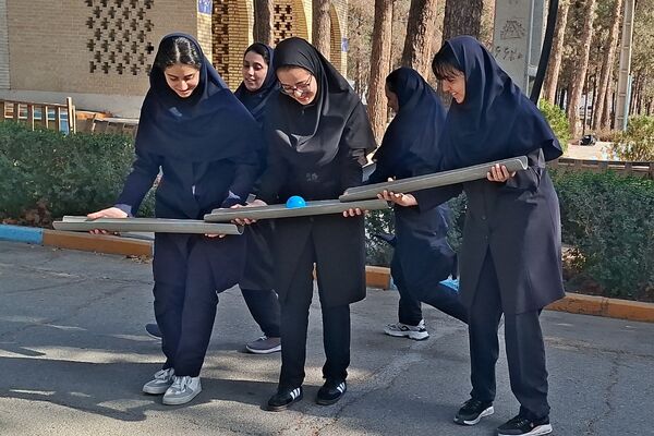 افتتاحیه کشوری جشنواره‌هاى فردا، پرسش‌مهر، کتـاب‌نوش، کارینو، هم صدا، تئاتردرسى در اردوگاه شهید محمد منتظری شهریار 