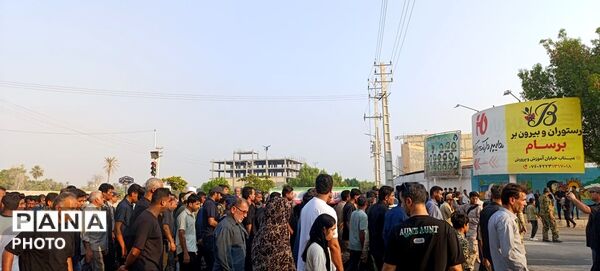 آرامش ابدی بر پیکر شهید «صیاد امید عربی» در میناب
