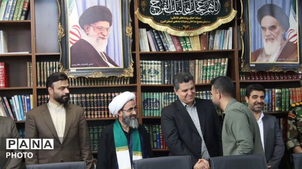 تجلیل از اعضای شوراهای اسلامی شهرستان فردیس