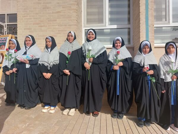 آیین سال تحصیلی جدید در مدرسه شاهد پوررضایی یزد