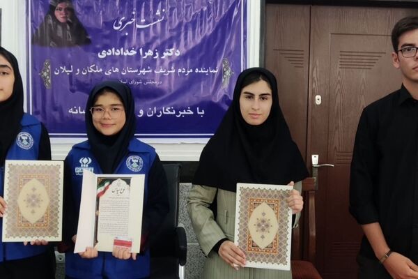 نشست نماینده ملکان و لیلان با اصحاب رسانه به مناسبت روز خبرنگار با حضور دانش‌آموز خبرنگاران پانا