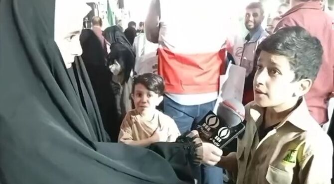 پیر و جوان هلال احمر همواره پای کار دفاع از انقلاب