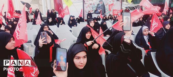در قابِ «بچه‌محلِ آقا»؛ روایتی از شورِ بی‌پایانِ نسلِ جوان با اجرای نماهنگ های مصطفی قدمگاهی