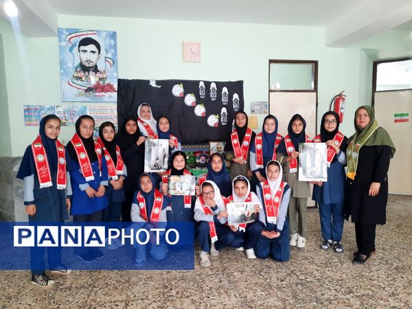 مراسم سالگرد شهدای خدمت در مدرسه شهید احمد خاقانی شیروان