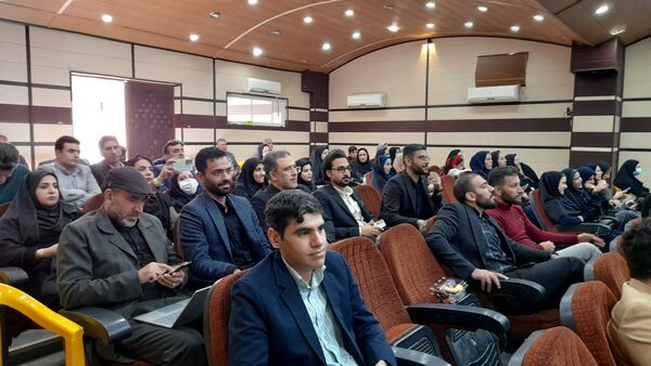 تجلیل از برگزیدگان جشنواره‌های آموزشی در «الفتا»