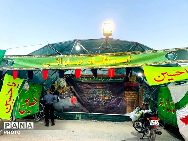 خدمت‌رسانی فرهنگی و مردمی در میناب به یاد شهدا