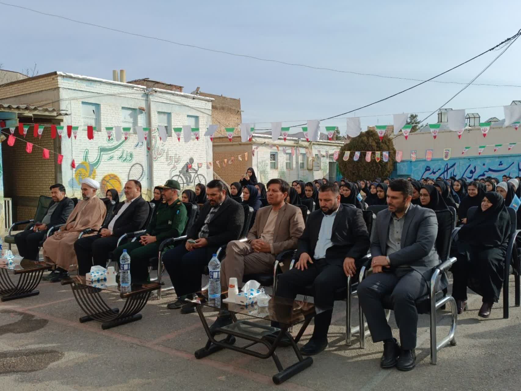 جشن باشکوه و پرشور ایرانمون در آموزشگاه دخترانه فاطمیه شهر کلات 
