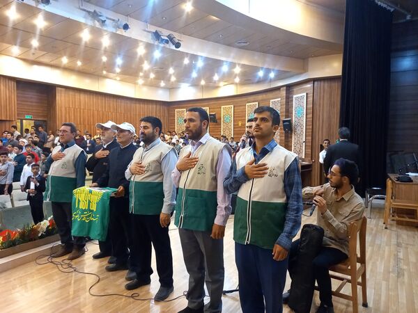 جشن میلاد حضرت رضا (ع) با حضور دانش آموزان قرآنی در سبزوار