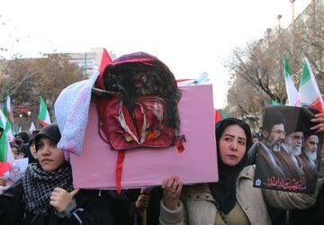 استکبارستیزی دانش‌آموزان در اجتماع نوجوانان تبریز
