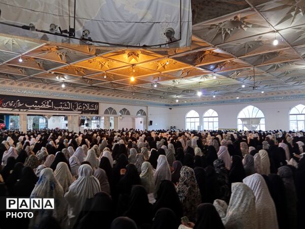 نماز عید سعید فطر در شهرستان کاشمر 