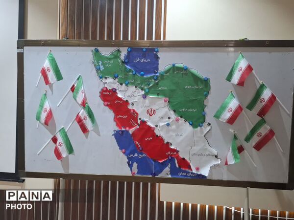 برگزاری مراسم یاوران انقلاب در دبستان آرمینه مصلی نژاد ناحیه ۶ مشهد 