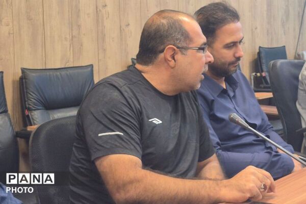 جلسه انجمن‌های ورزشی و مدیران سالن‌های ورزشی بهارستان دو