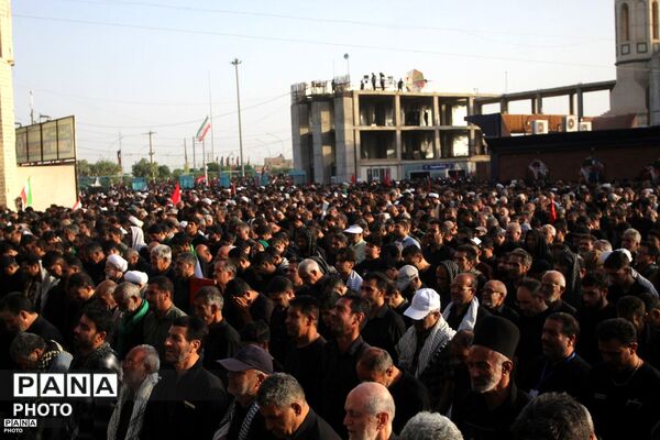 قم غرق در ماتم؛ وداع تاریخی مردم با رهبر فقید در جوار بارگاه کریمه اهل‌بیت (س)