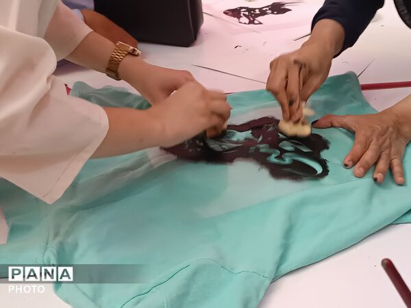 فردوسی در قاب هنر کودکان فارسان