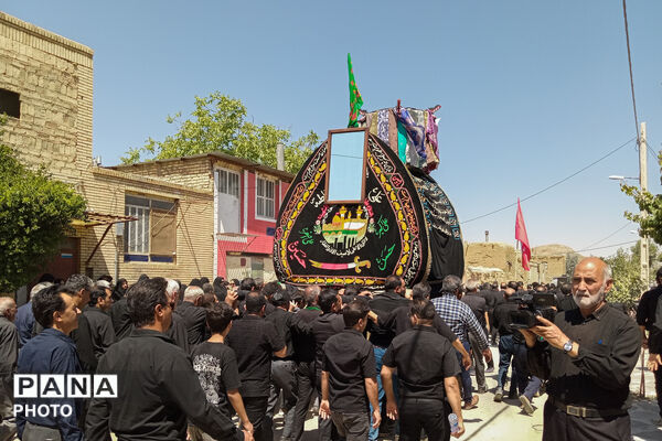عاشورای بنادکوک دیزه در قاب ارادت و همبستگی عزاداران