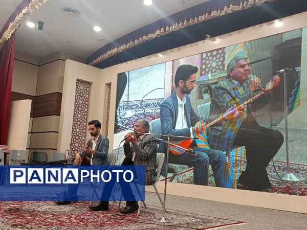 تجلیل از بازنشستگان آموزش و پرورش استان خراسان رضوی