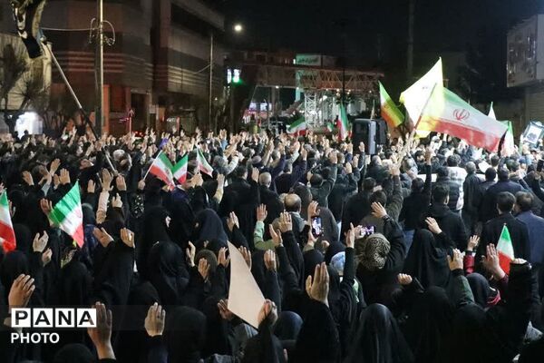 خروش مردم باقرشهر در عزای رهبر شهید