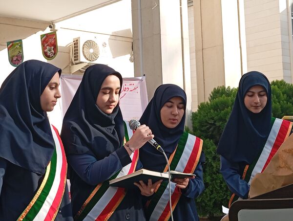 طلوعی تازه برای دانش‌آموزان دبیرستان مصلی نژاد حضرت زهرا در اول مهر