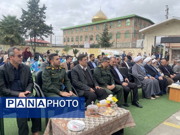 برگزاری جشن غنچه‌ها در آمل 