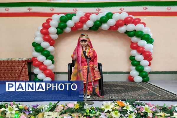 نمایشگاه هنرهای دستی دانش‌آموزان در کانون فرهنگی، تربیتی عصمت اردبیل 