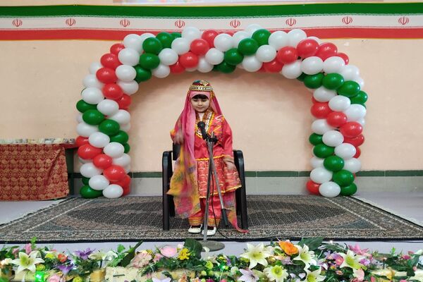 نمایشگاه هنرهای دستی دانش‌آموزان در کانون فرهنگی، تربیتی عصمت اردبیل 