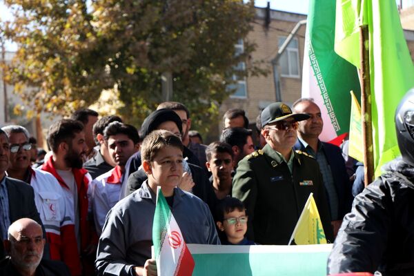 شکوه حضور مردم شهرستان سامان در راهپیمایی یوم‌الله ۱۳ آبان