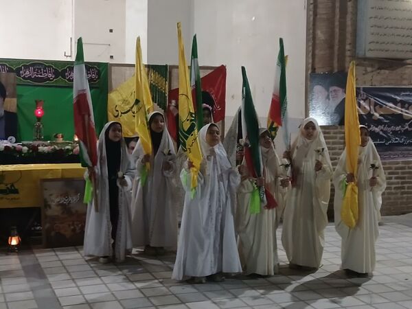 مراسم گرامیداشت شهدای مقاومت و تشیع نمادین پیکر پاک شهید سید حسن نصرالله در خلیل آباد 