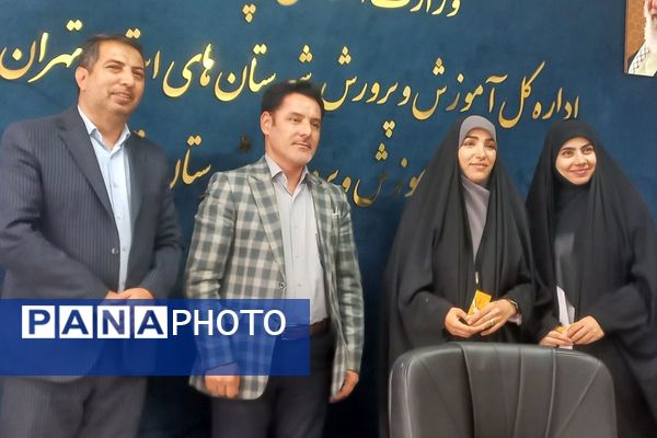 آیین تجلیل از دانش‌آموز خبرنگاران پانا در آموزش و پرورش شهرستان قدس