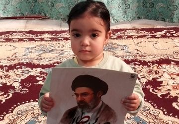 حضور بانوان جان فدا شهدا، کفن پوش در مهدیه 