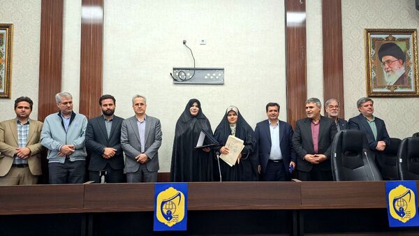 همایش تجلیل از عوامل سیزدهمین دوره نمایشگاه های مدرسه انقلاب