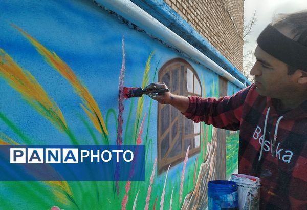 نقاشی دیوارهای آموزشگاه مرحوم حسین نساجیان کاشمر