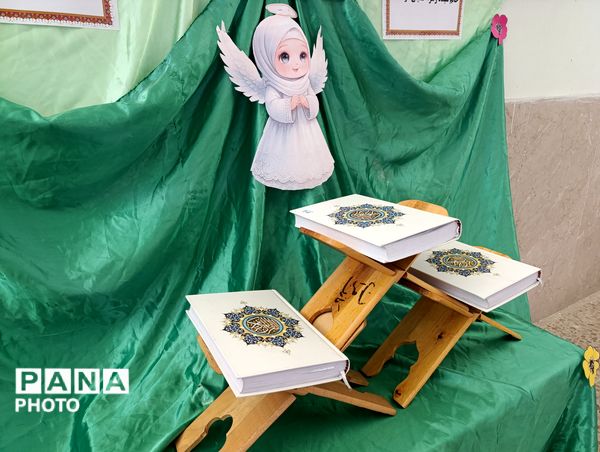 طنین قرآن، عترت و نماز در مشهدمرغاب