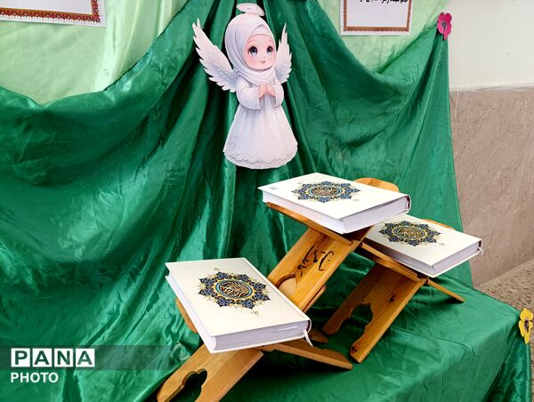 طنین قرآن، عترت و نماز در مشهدمرغاب