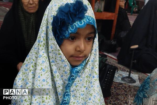 نمازجمعه؛ جلوه‌ای از وحدت و همبستگی دانش‌آموزان در هفته بسیج دانش‌آموزی