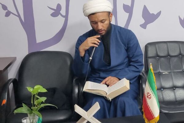 برگزاری مراسم به مناسبت ایام فاطمیه در دبستان راهیان نور ناحیه دو شهرری 