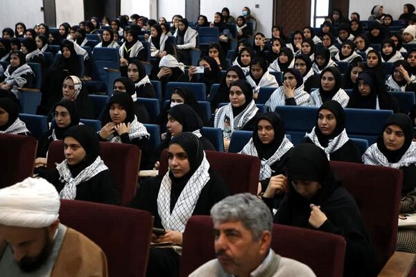 اعزام دانش‌آموزان منطقه کهریزک به اردوی راهیان نور