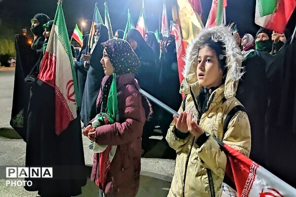 جهاد حضور در خیابان ادامه دارد
