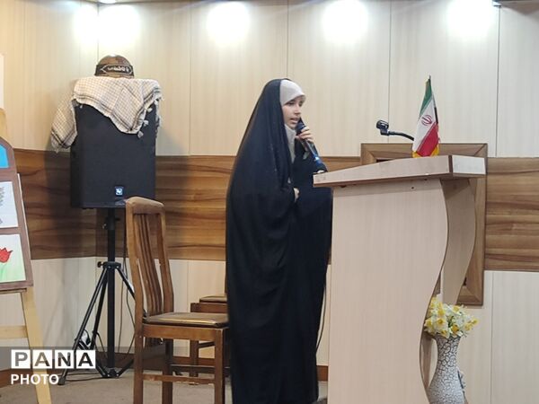 تجلیل از نویسندگان دهه هشتادی و نودی حوزه دفاع مقدس