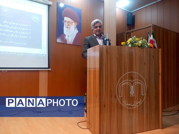 اختتامیه جشنواره سفیران سلامت،یاریگران زندگی ونوجوان سالم دردبیرستان دوره اول آرمینه مصلی نژاد