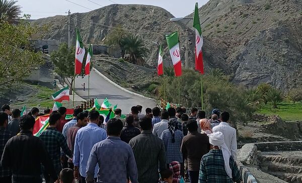 تجدید میثاق مردم بشاگرد با آرمان‌های انقلاب اسلامی در راهپیمایی ۲۲ بهمن