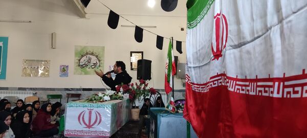 مراسم وداع با شهید گمنام در دبیرستان شهید هاشمی نژاد نیشابور