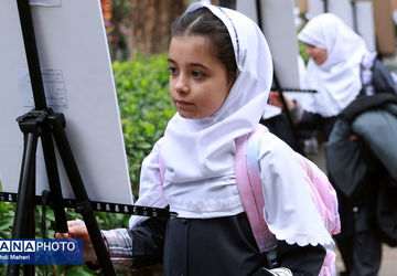 کودکان امروز هوشمندترند، اما نیازمند هدایت آگاهانه والدین‌اند/هنر، بهترین ابزار آموزش غیرمستقیم به کودکان