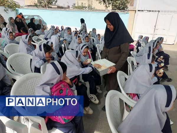 جشن شکوفه‌های دبستان ناهیدنخودی نیشابور