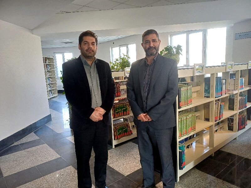 ۱۲ کتابخانه فعال در سطح شهرستان شیروان دایر است