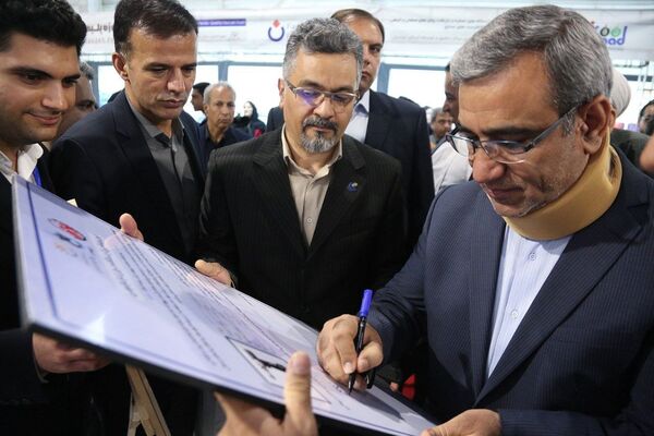 بازدید استاندار خراسان رضوی از دستاوردهای پژوهش و نوآوری در نمایشگاه مشهد