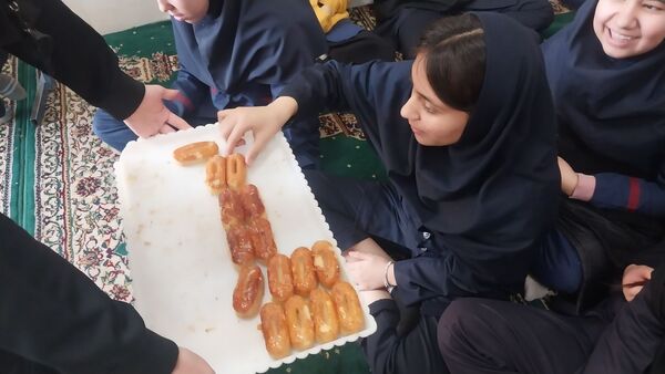 جشن ولادت امام زمان (عج)در مدرسه عزت طلایی