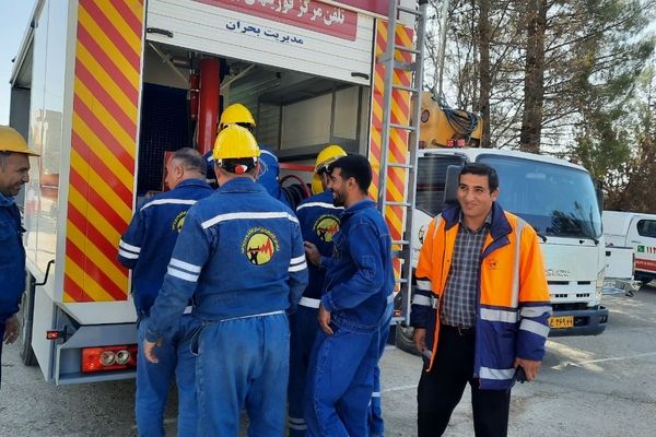 مانور سراسری زلزله در دبیرستان  پسرانه عشایر یاسوج 