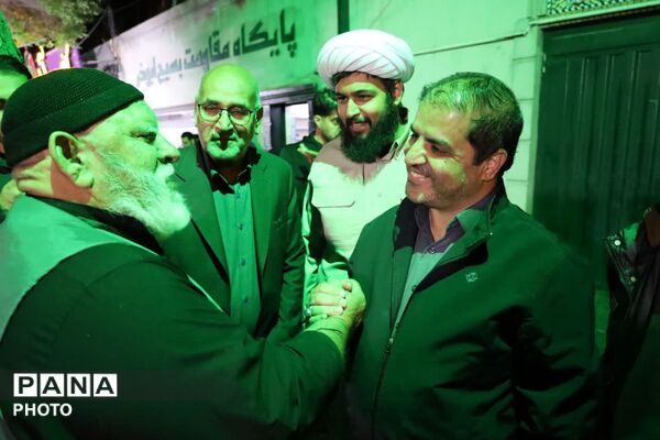 بازدید مسئولان یزد از موکب پارک آزادگان