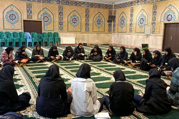 جلوه‌های عشق و ماتم فاطمی دانش‌آموزان ورامینی